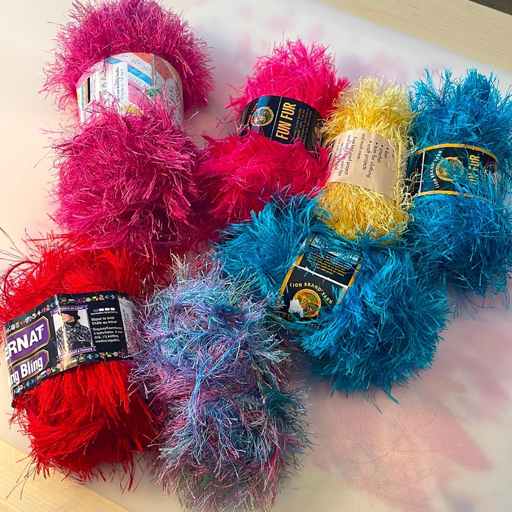 NEW 7 Balls of Decorative Yarns Fancy Fur